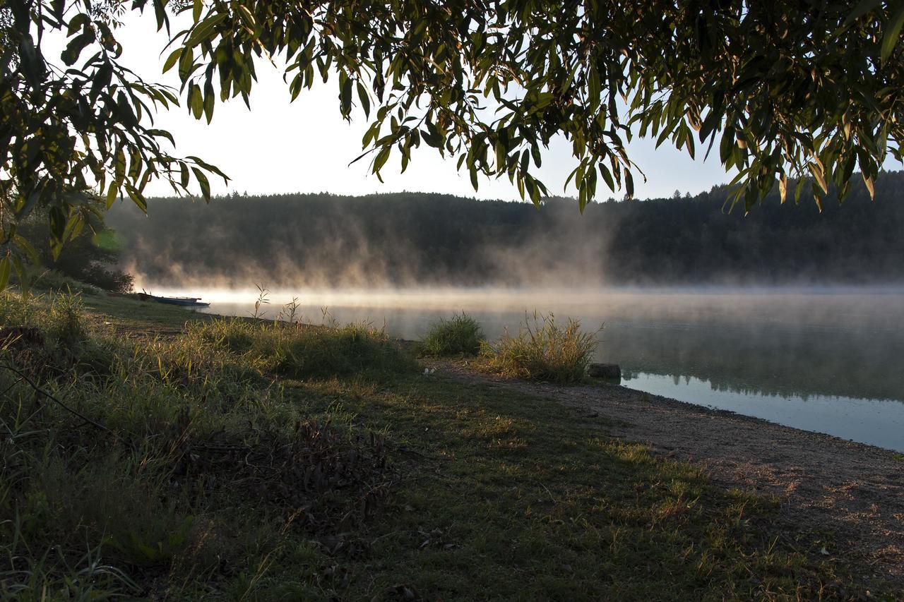 Rybarska Chata U Sumce Stříbro Dış mekan fotoğraf